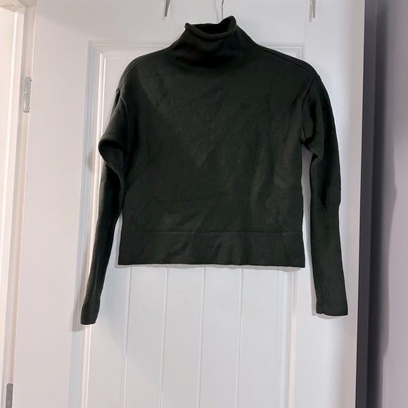 Aritzia - Wilfred Sweater - Dark Green - Picture 1 of 2